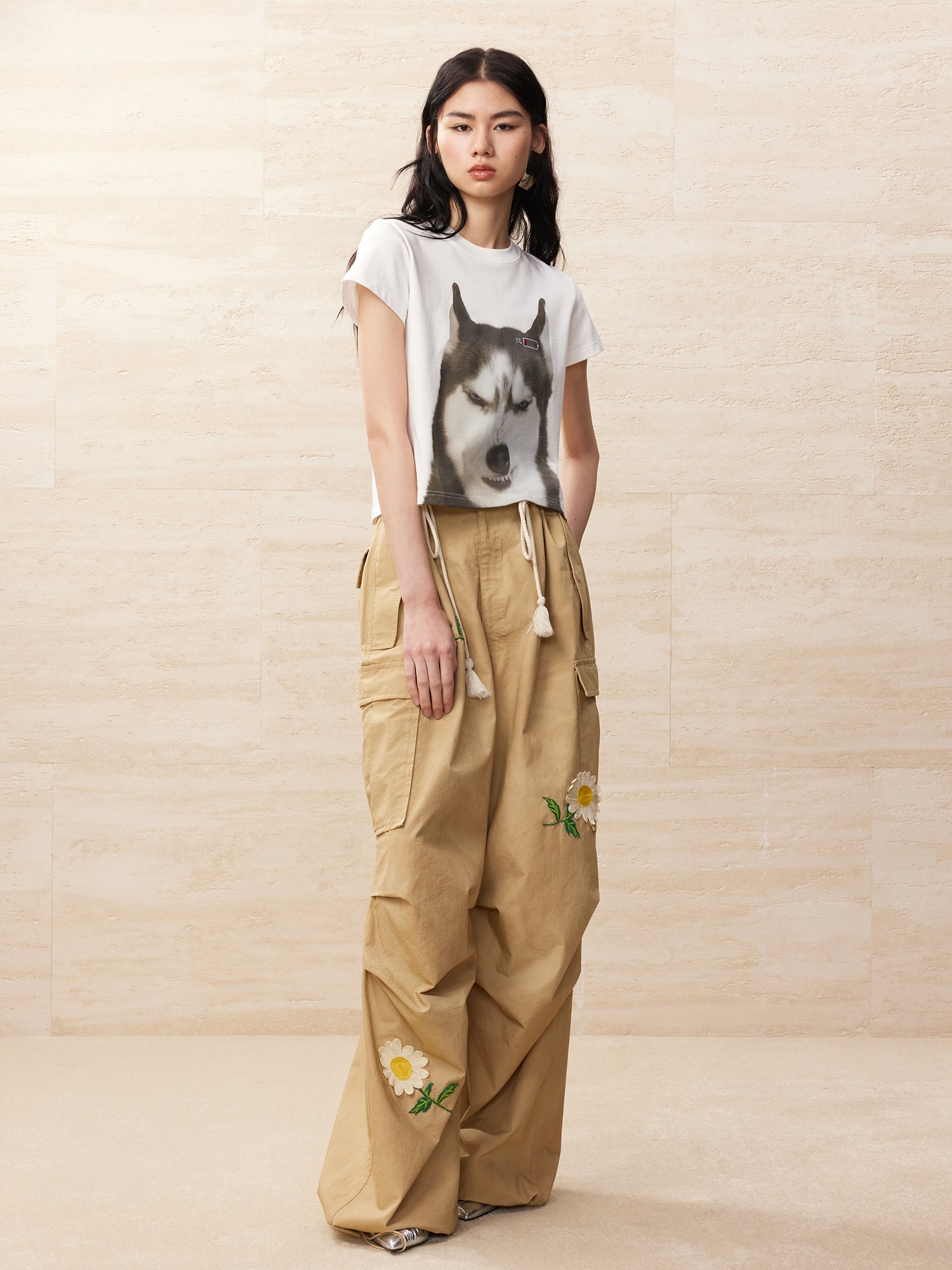 Battery low Siberian husky portrait t-shirt