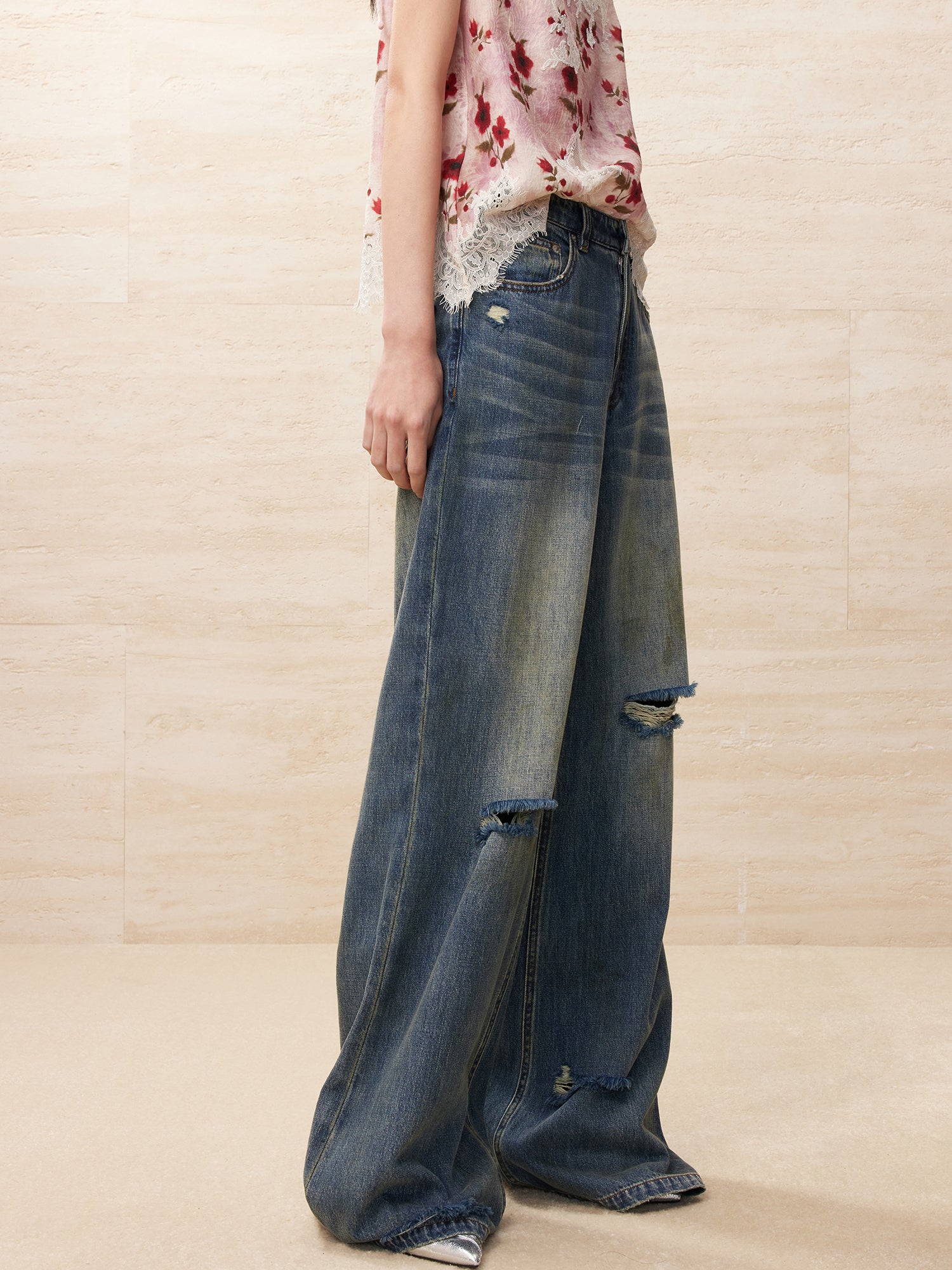 Ripped wide leg jeans