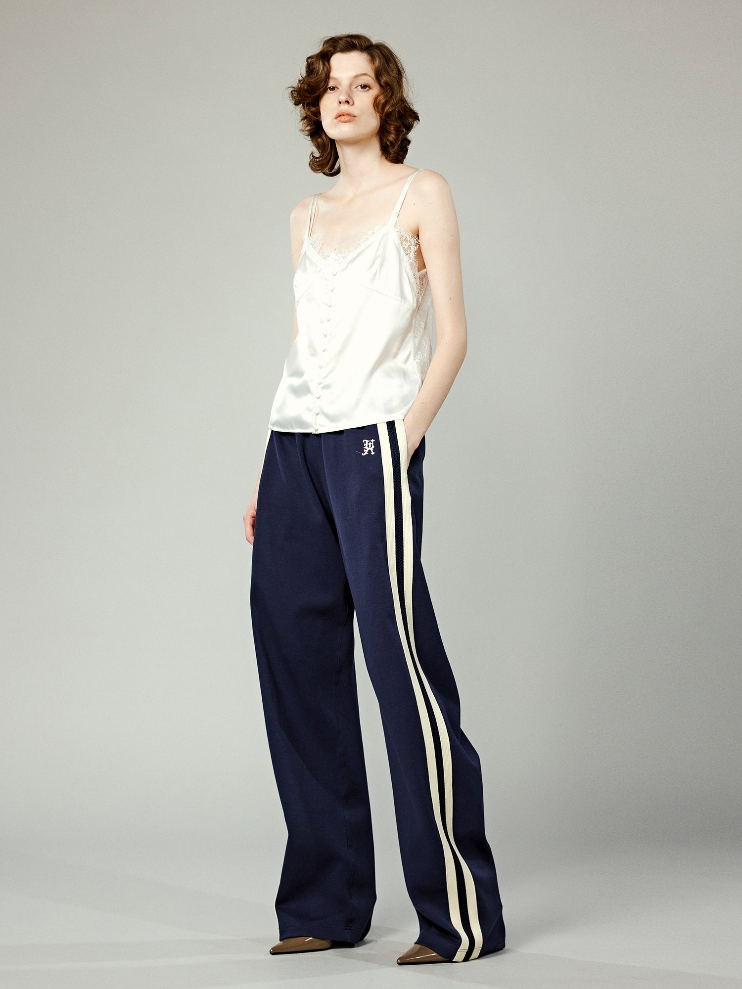 Lace-trimmed cami top in white