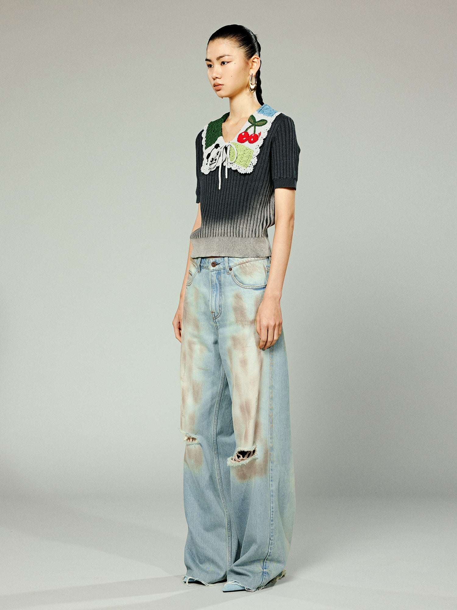 Distressed Wash Ripped Jeans