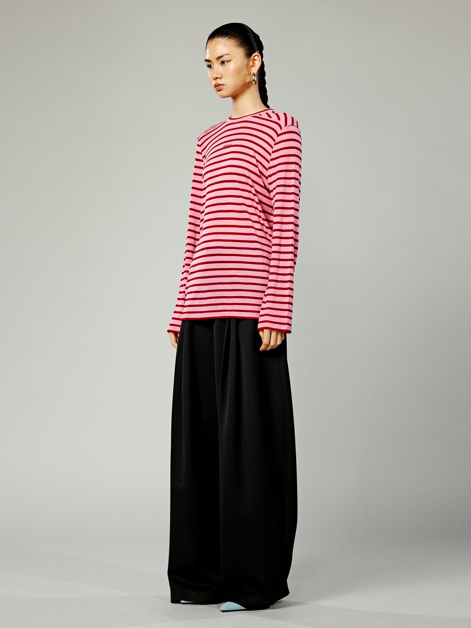 Wide-leg double-pleat trousers