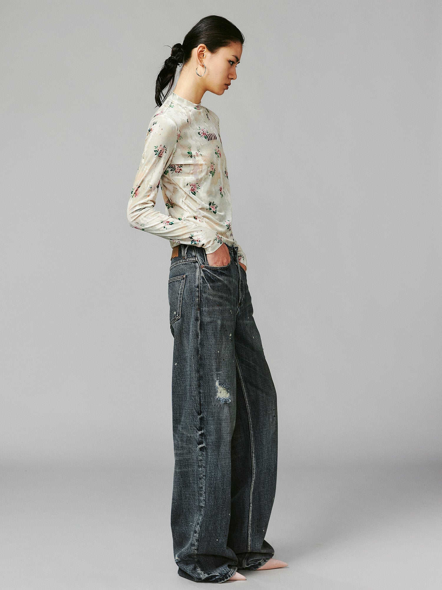 Floral crushed velvet mock-neck top