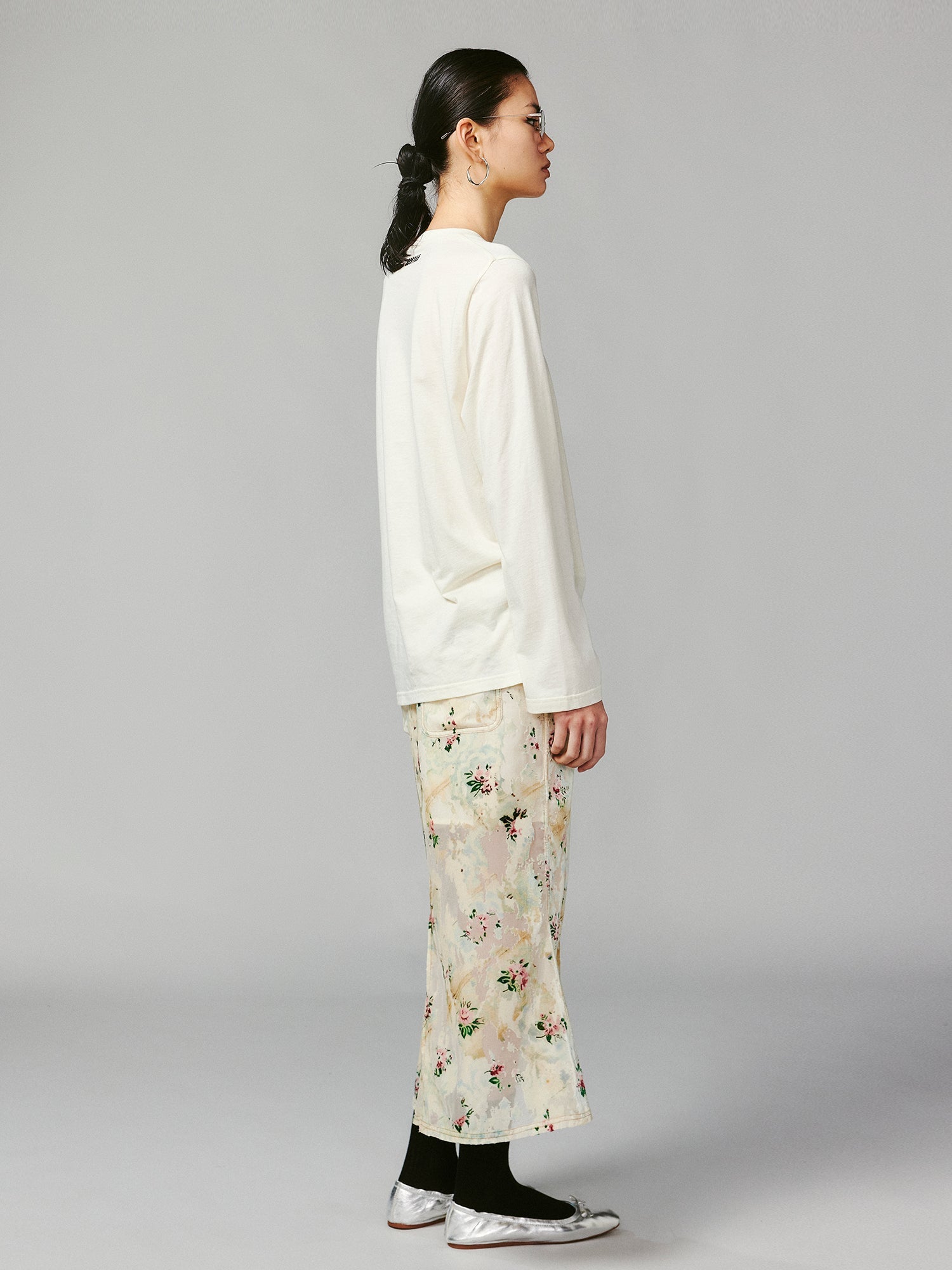 Floral crushed velvet skirt