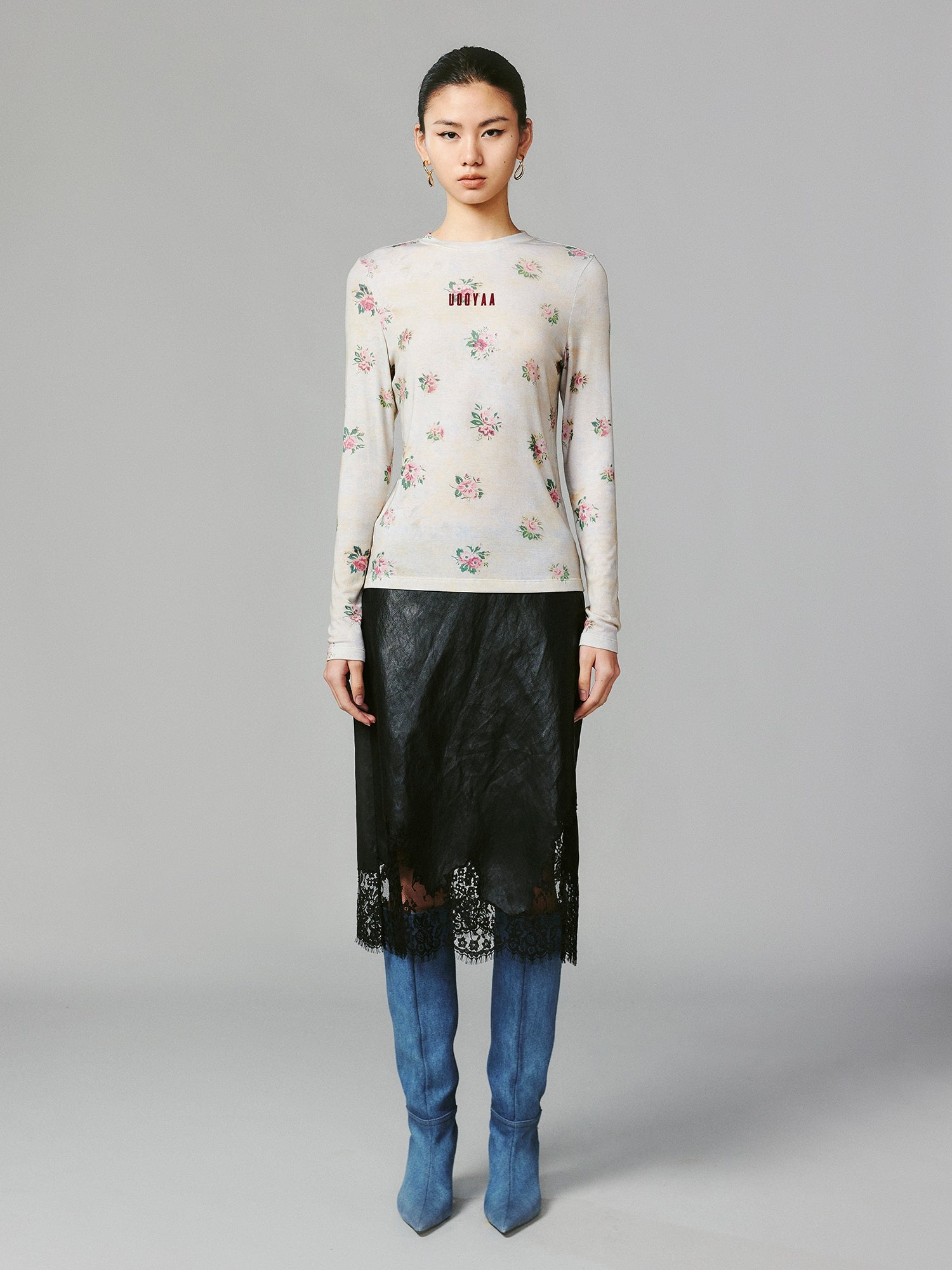 Lace-paneled PU leather skirt