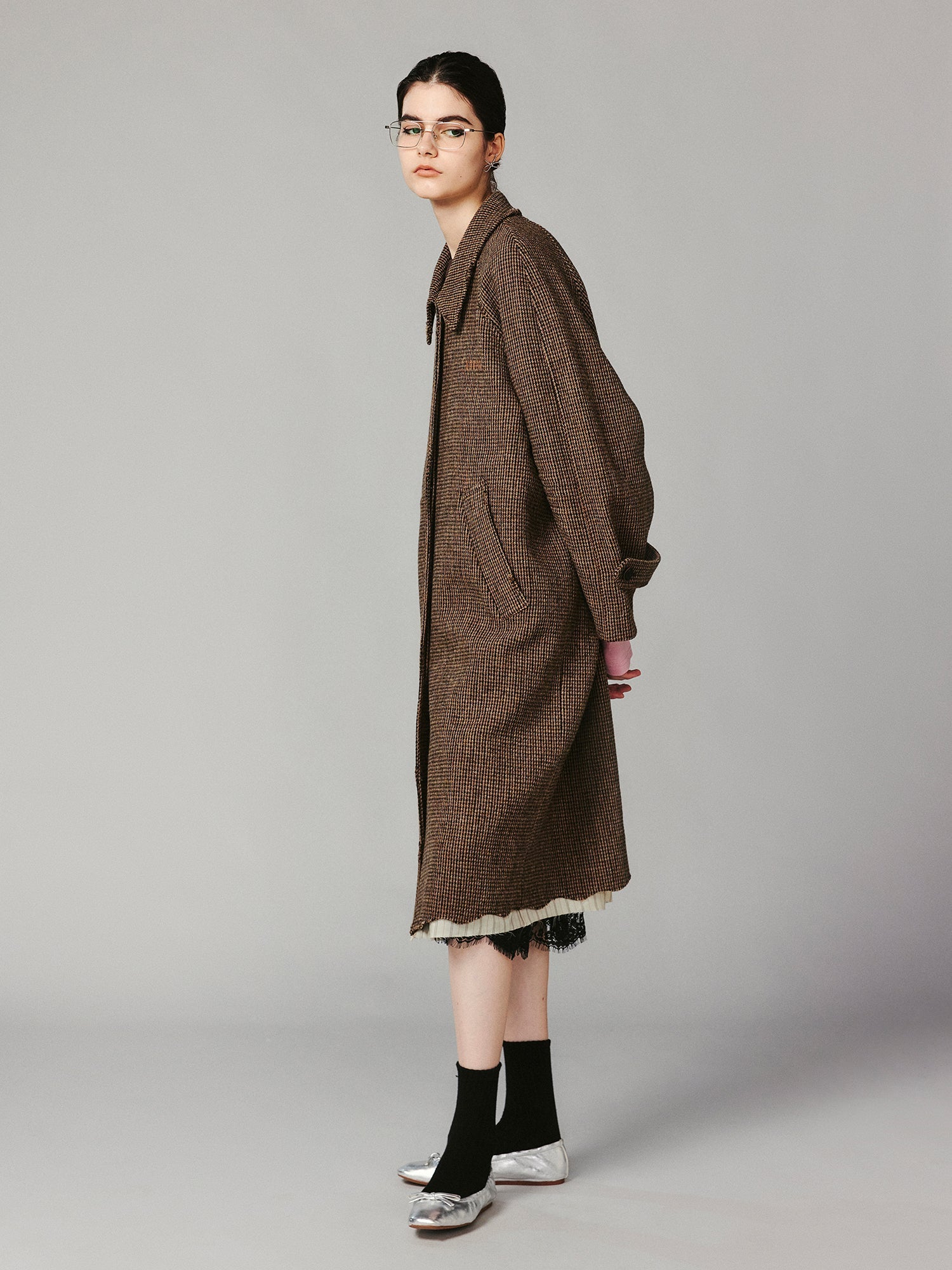 Retro balmacaan distressed hem pleated wool coat