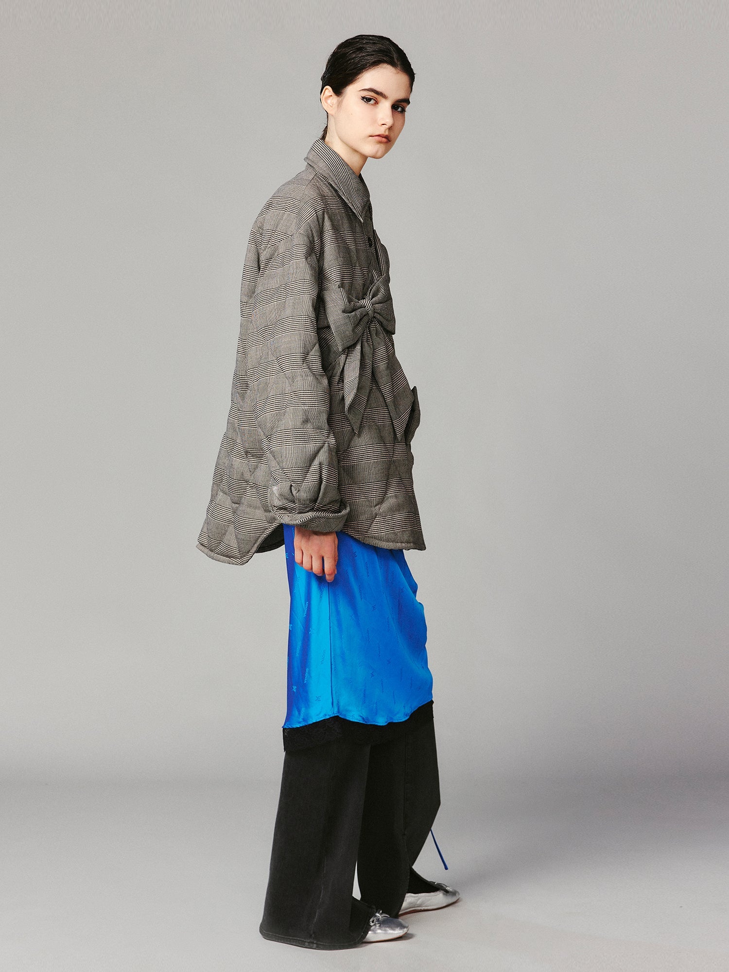 Bow shirt-style puffer jacket