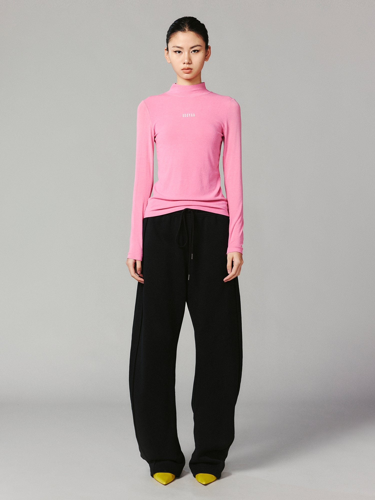 Architectural logo curved knife sweatpants