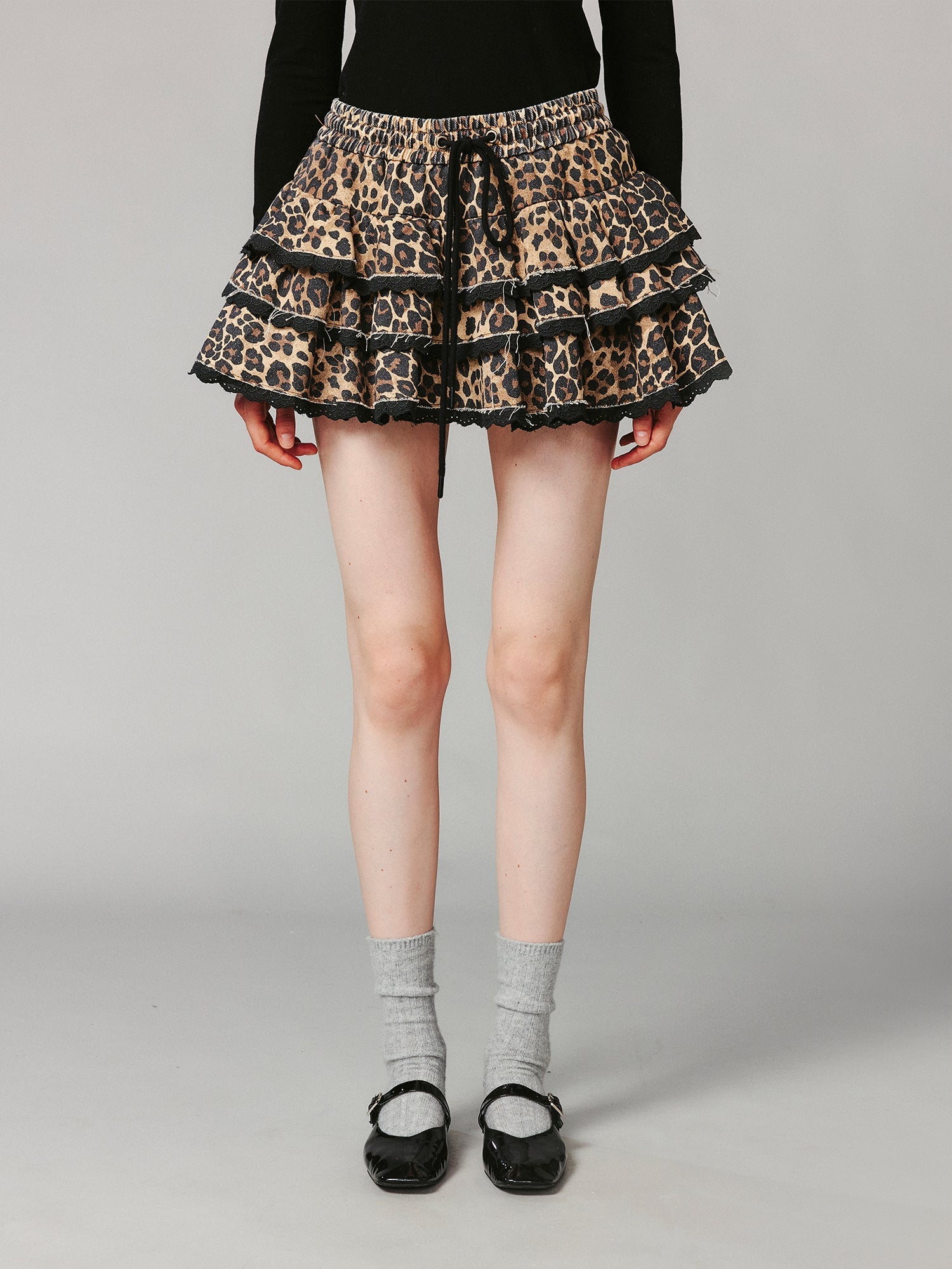 Leopard print ruffle skort