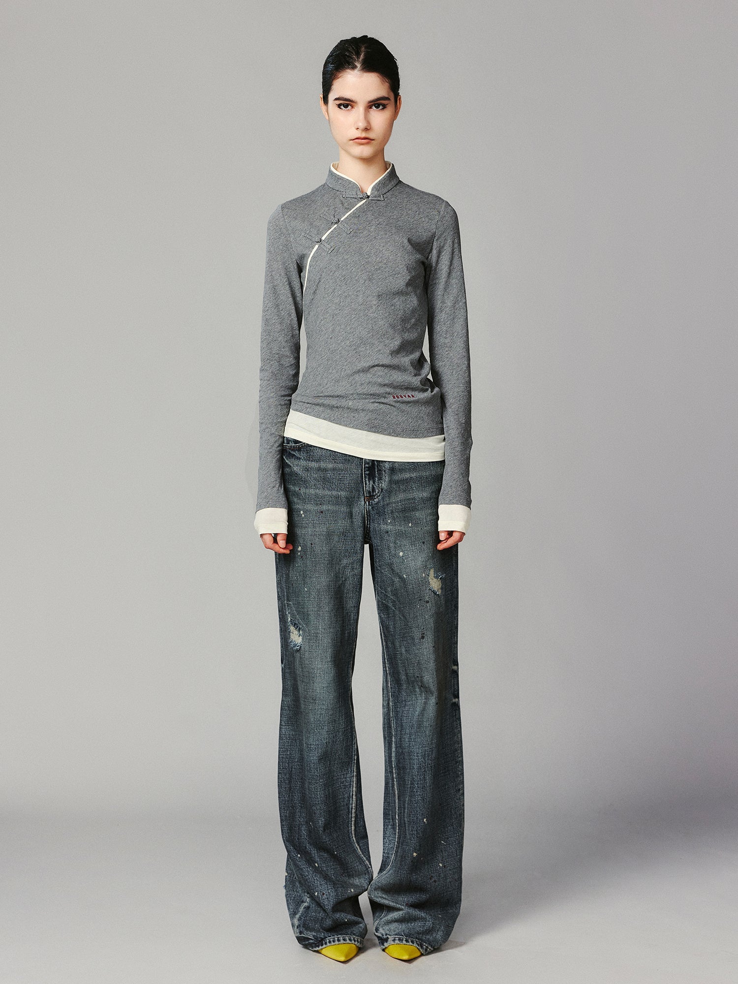 Asymmetrical frog button long sleeve T-shirt