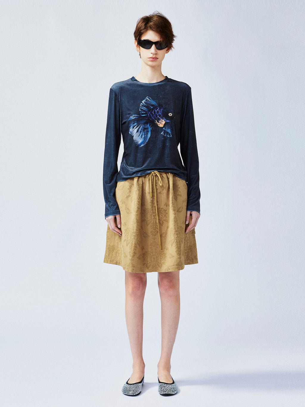 "Sweet and elegant" surreal goldfish velvet long-sleeve T-shirt