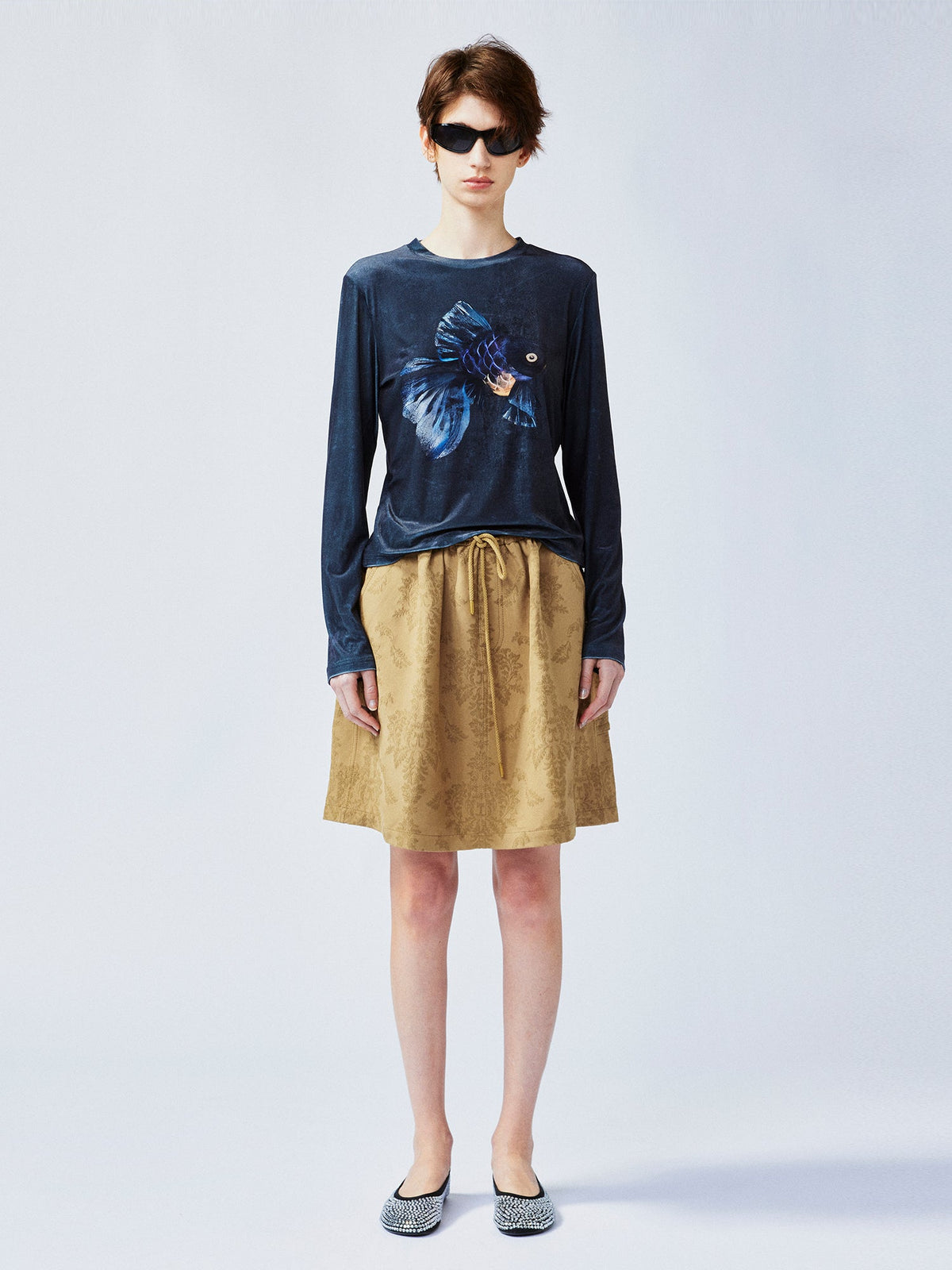 "Sweet and elegant" surreal goldfish velvet long-sleeve T-shirt
