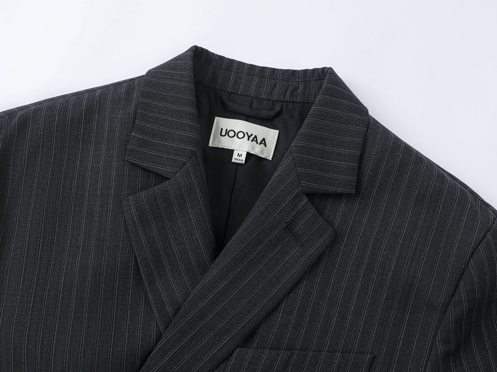 Pulled pleated notch collar blazer with authentic wear marks