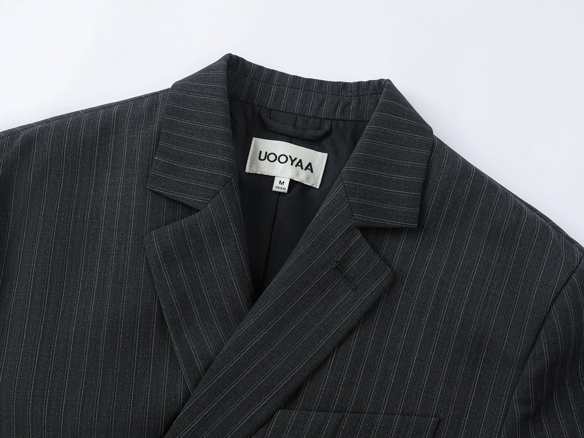 Pulled pleated notch collar blazer with authentic wear marks