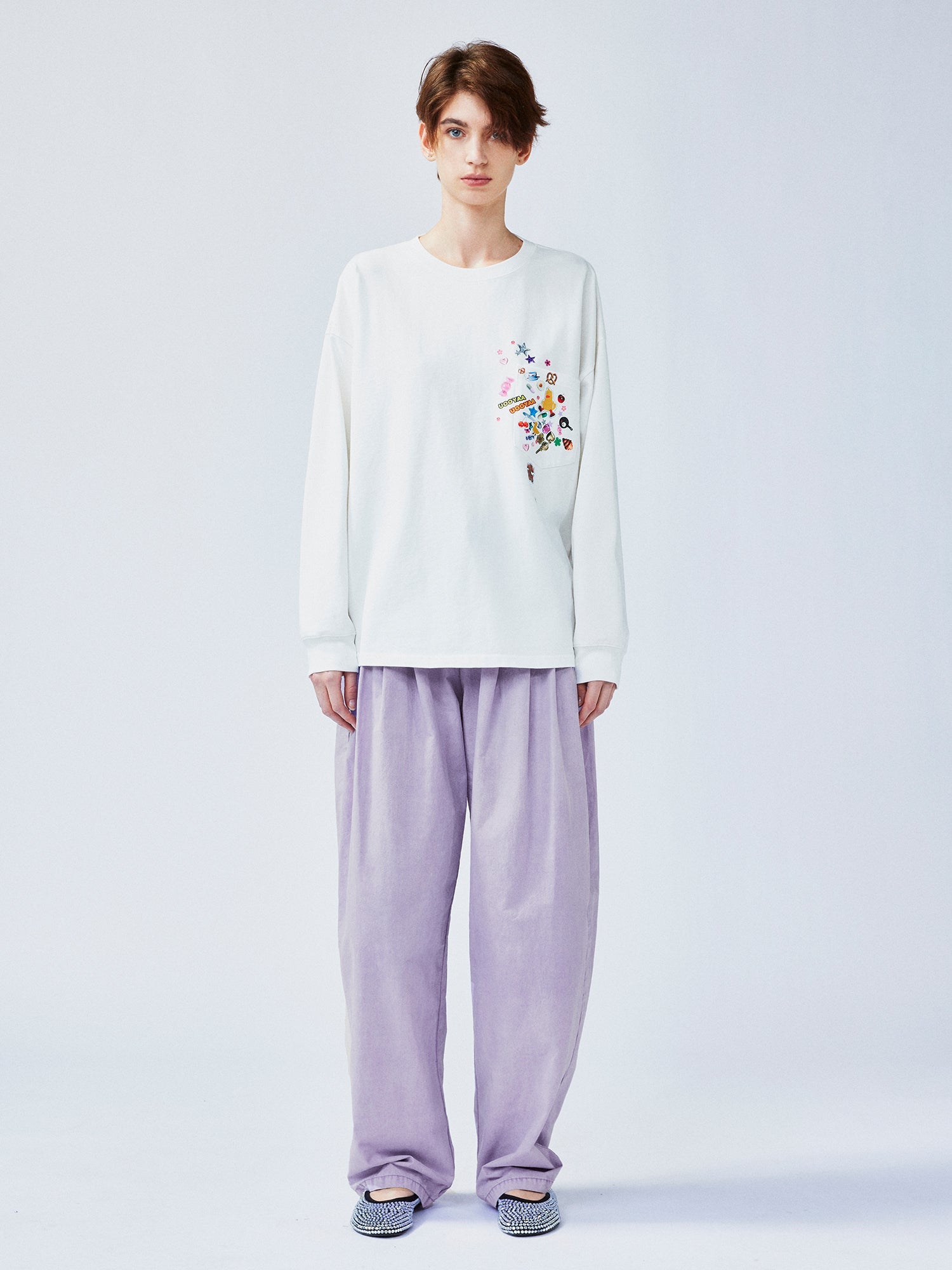 Playful sticker patch long-sleeve T-shirt