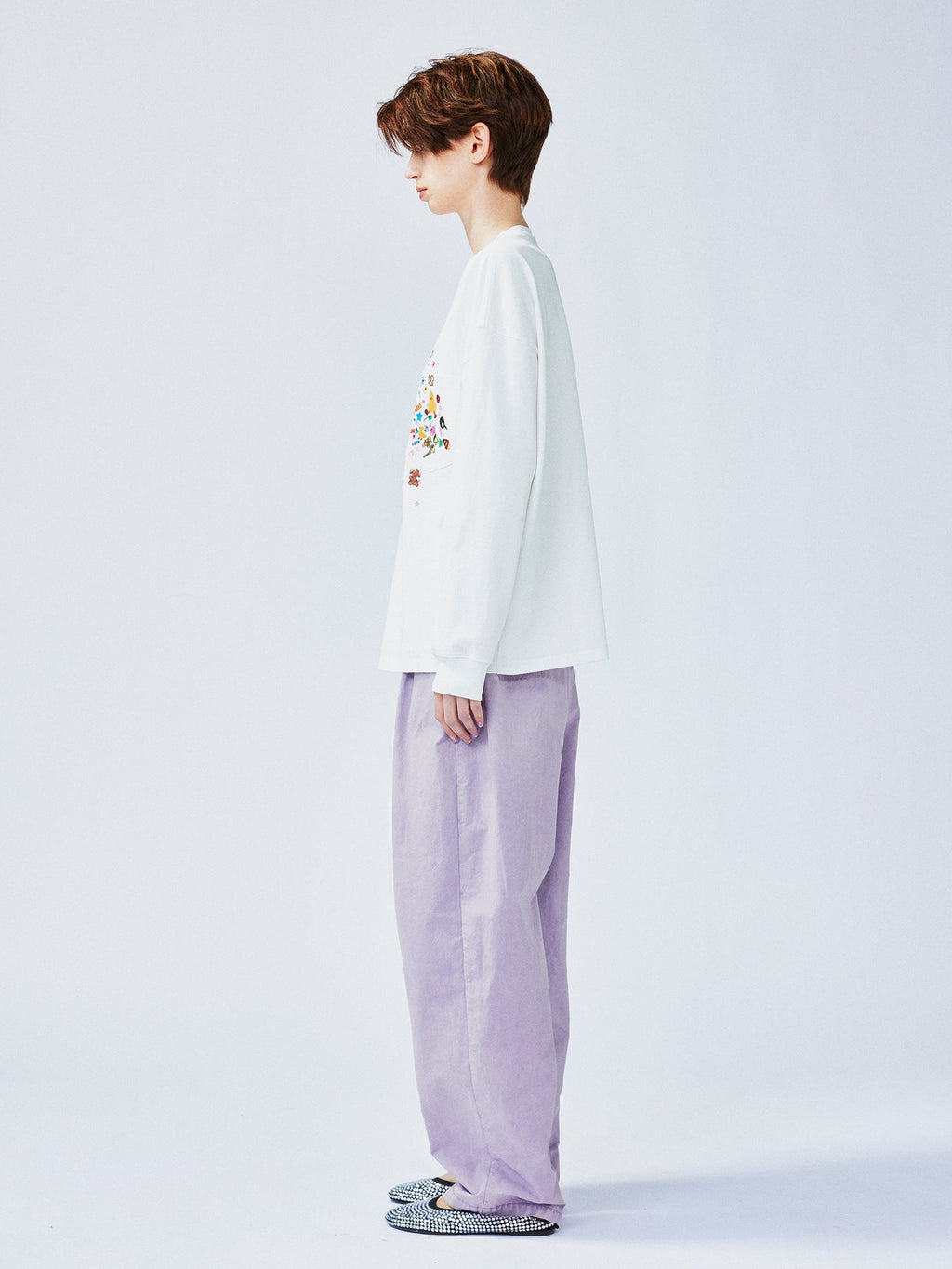 Playful sticker patch long-sleeve T-shirt