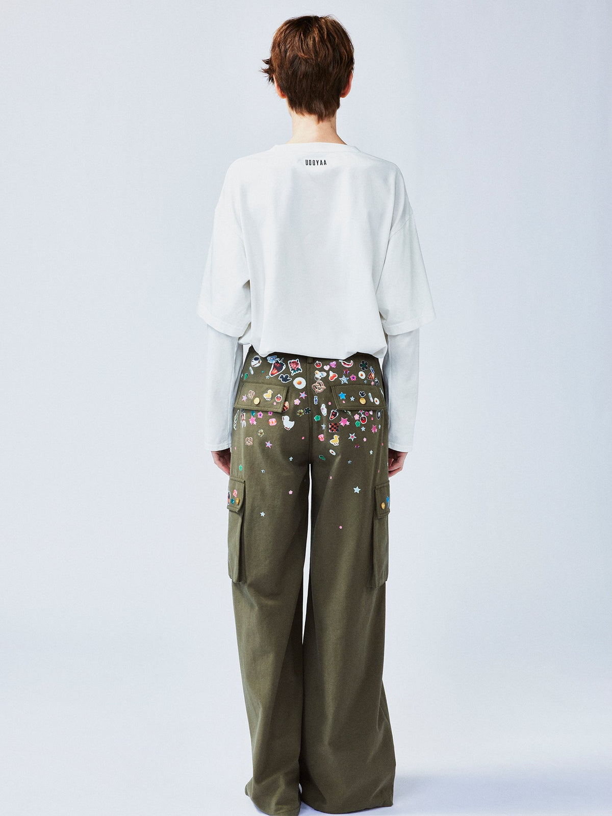 Playful sticker patch army green cargo pants