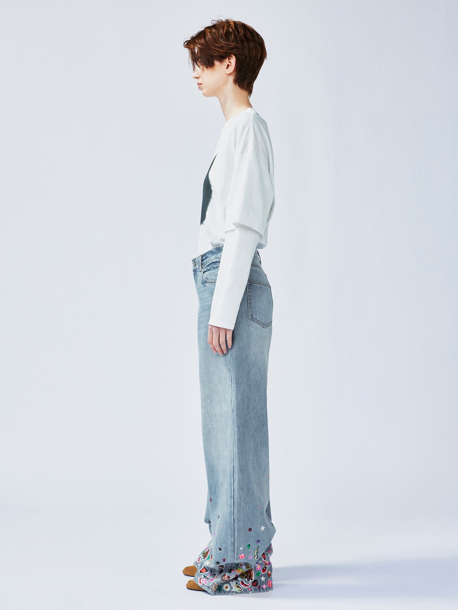 Playful sticker patch jeans