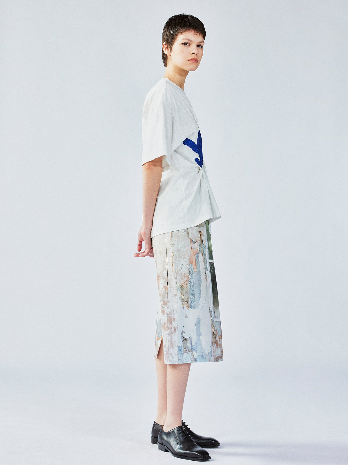 Satin window scene print slip skirt