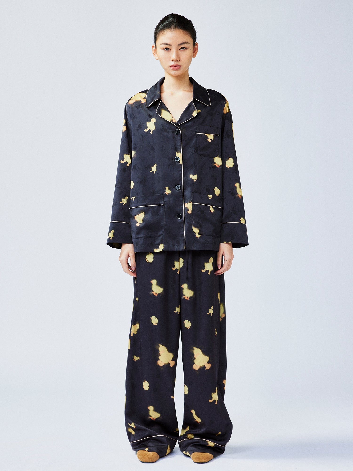 "I" duck pajama-style trousers