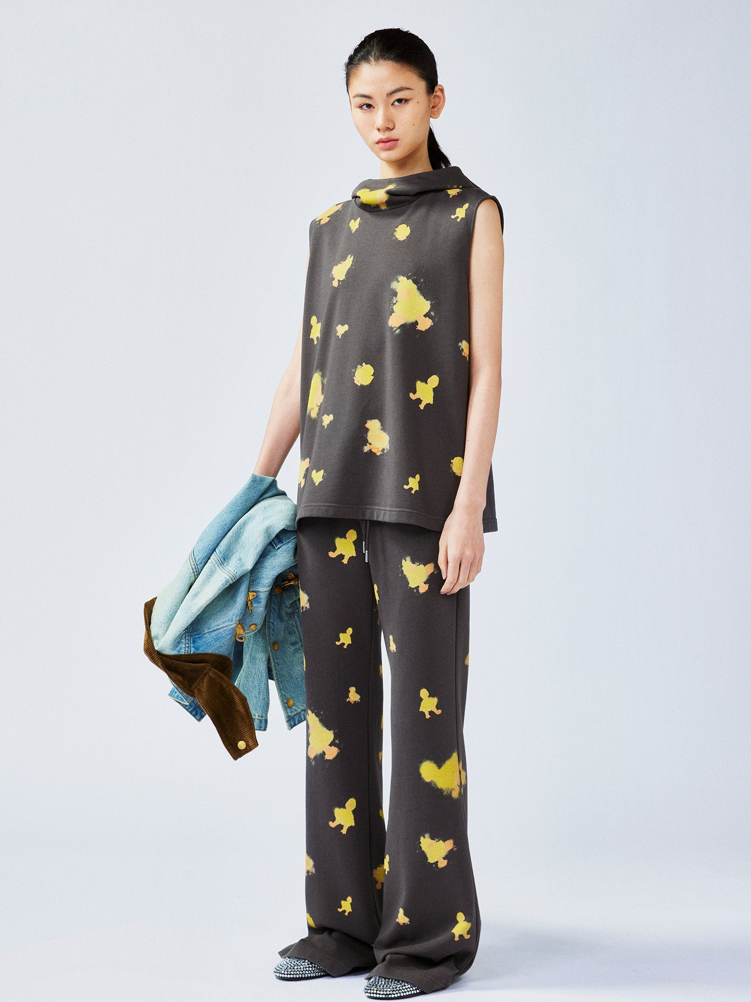 "I" duck flared pants