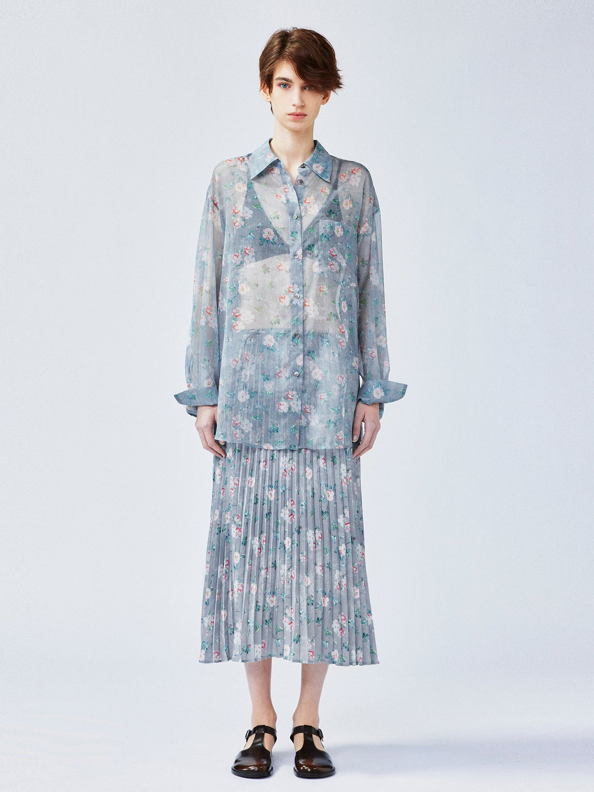 Romantic wallpaper floral shirt
