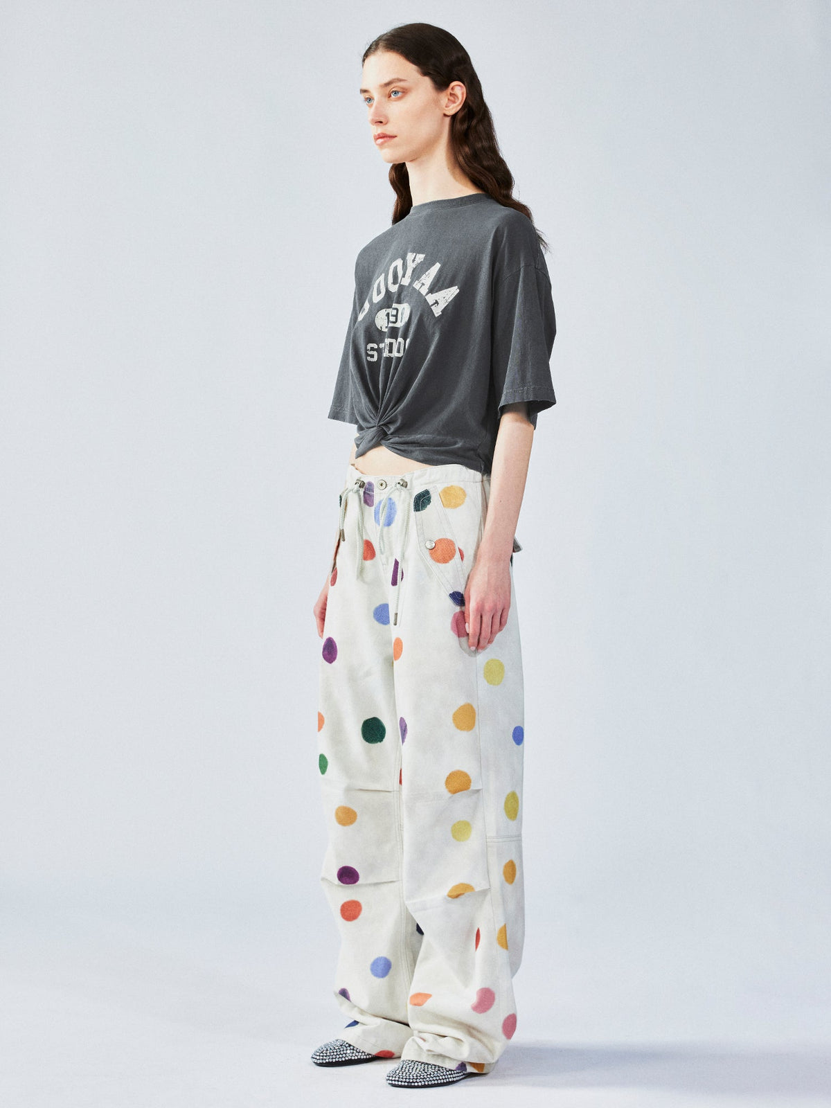 Twist-knot collegiate T-shirt