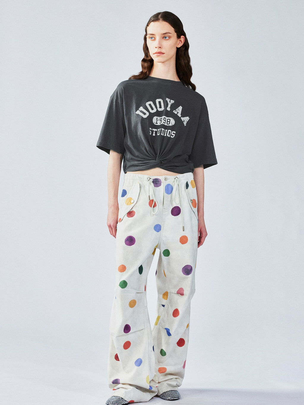Twist-knot collegiate T-shirt