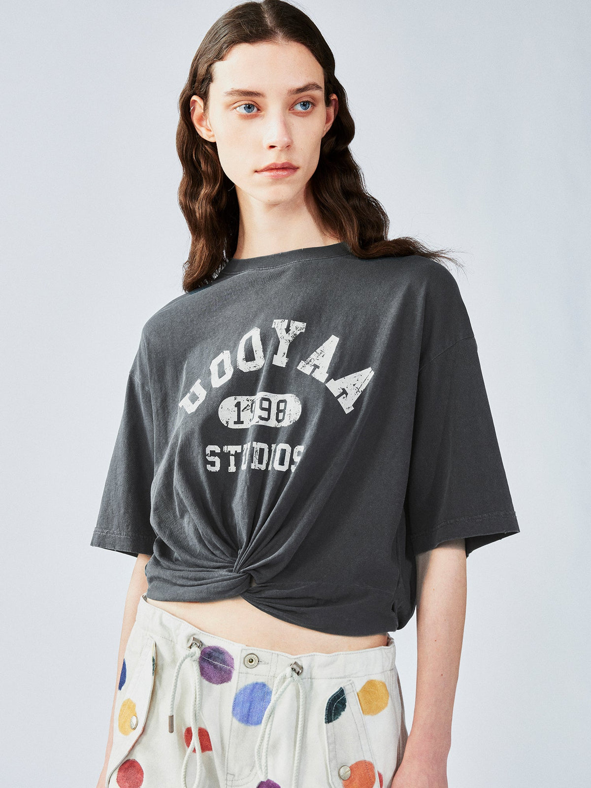 Twist-knot collegiate T-shirt