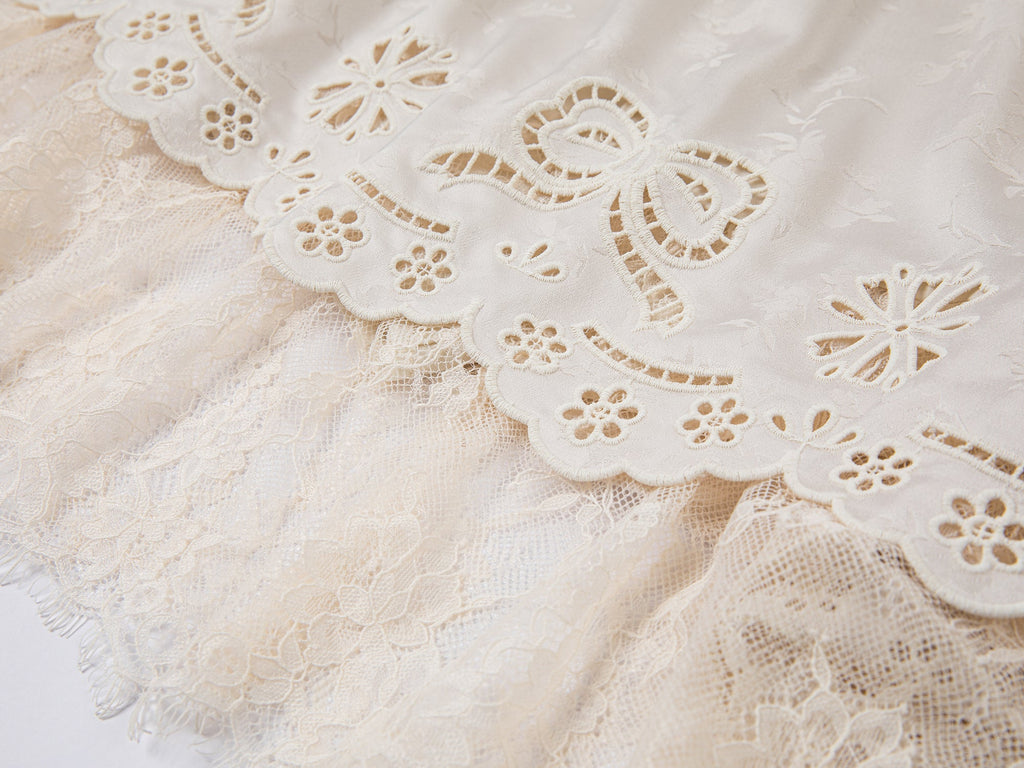 Asymmetrical lace jacquard skirt