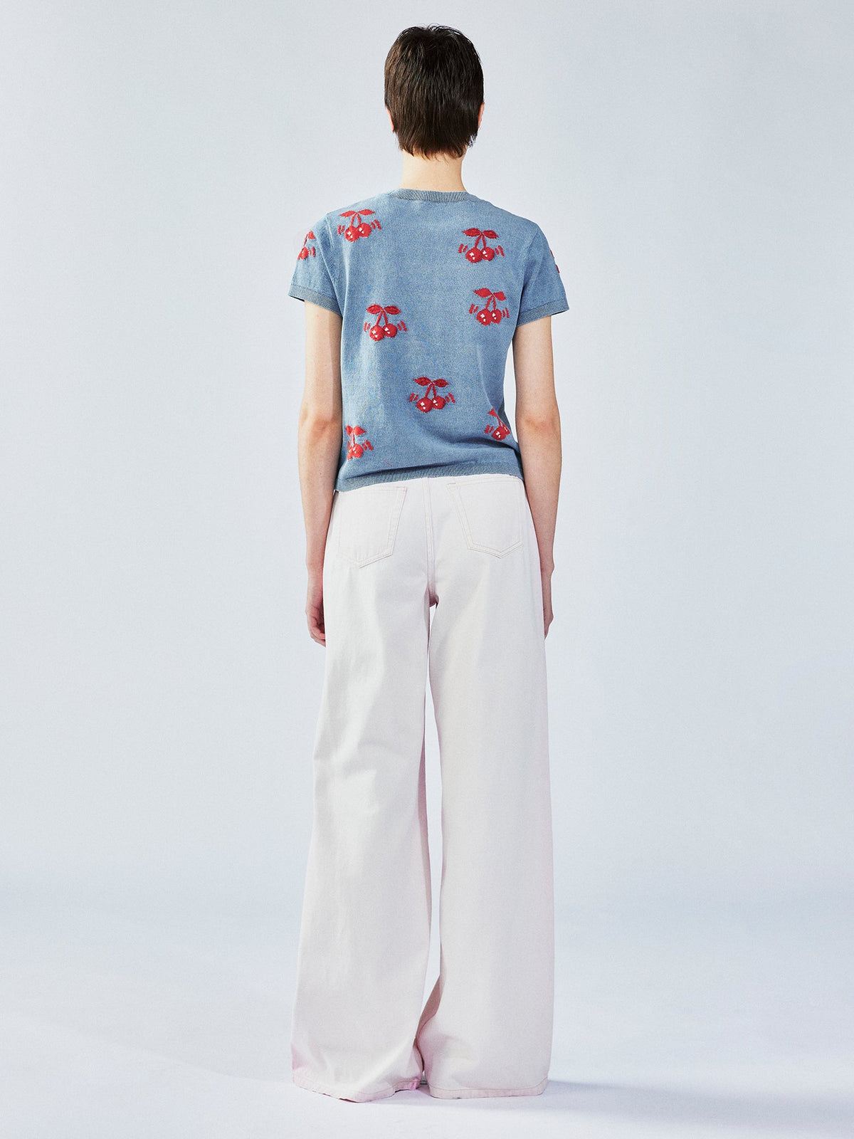 Dynamic cherry knit t-shirt