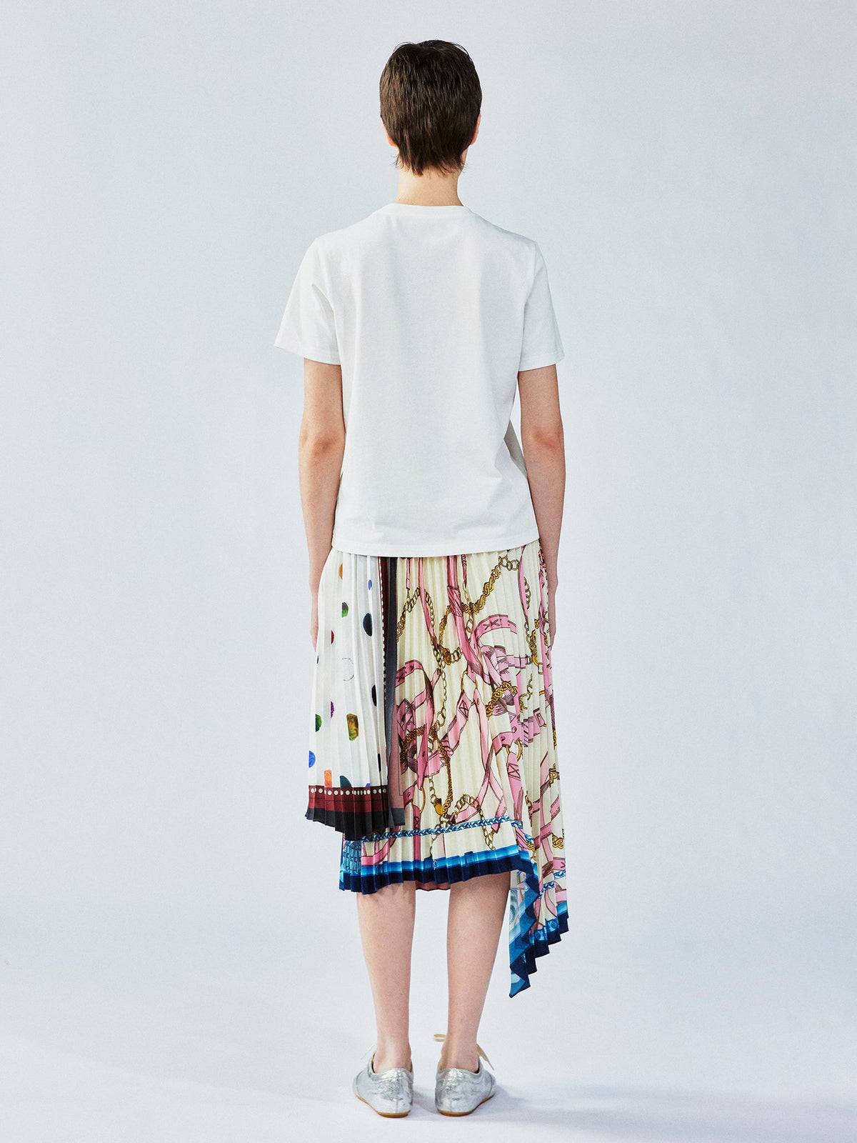 Npkin-pocket appliqué embroidery t-shirt