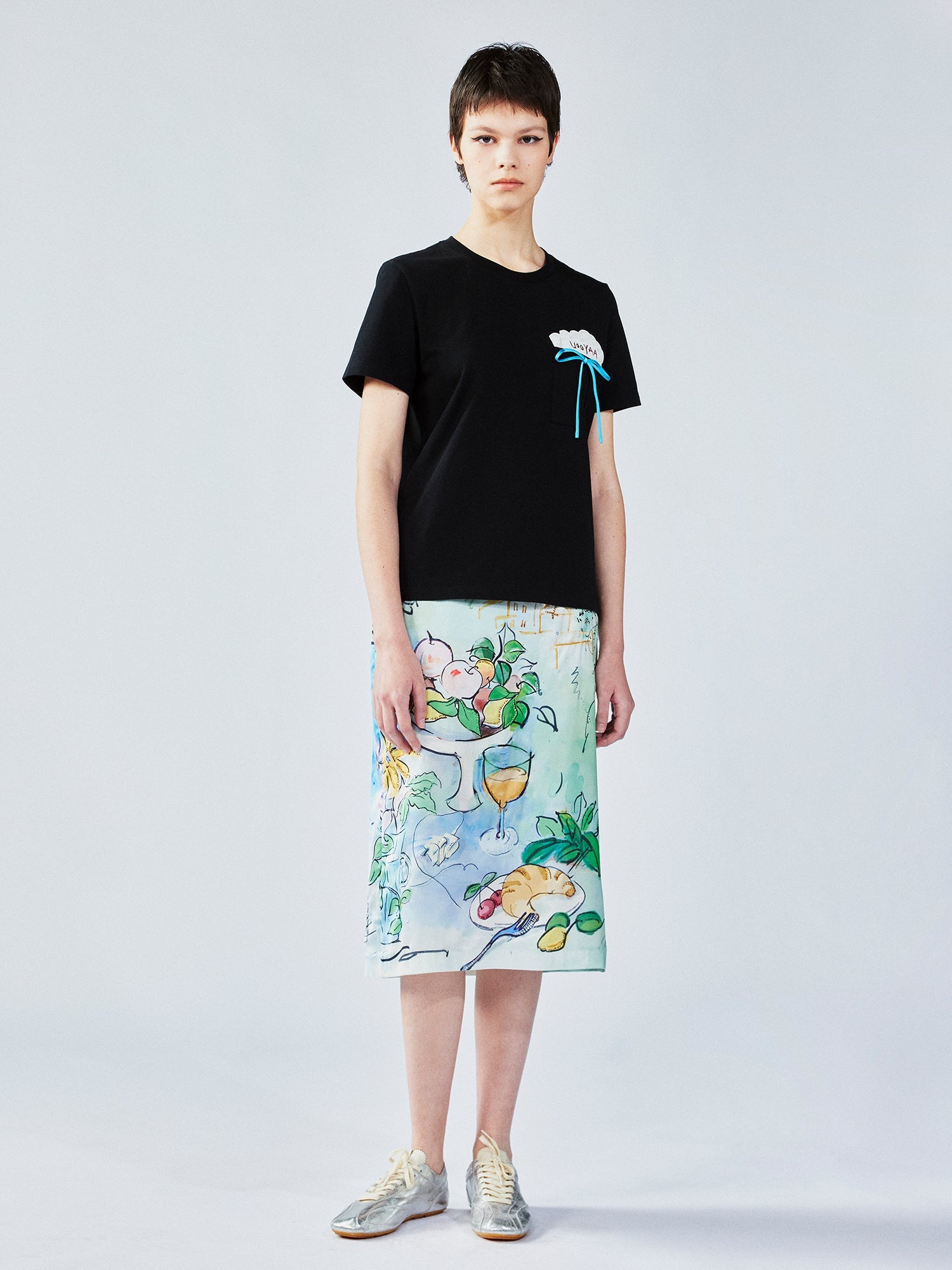Npkin-pocket appliqué embroidery t-shirt
