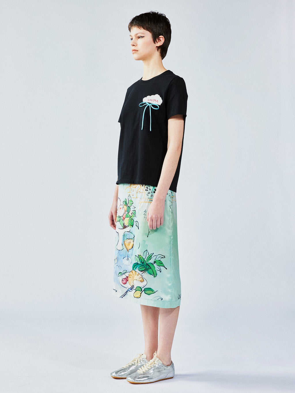Npkin-pocket appliqué embroidery t-shirt