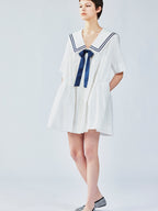 Collegiate sailor-collar dress