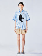 Cat-chasing-butterfly embroidery shirt