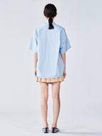 Cat-chasing-butterfly embroidery shirt
