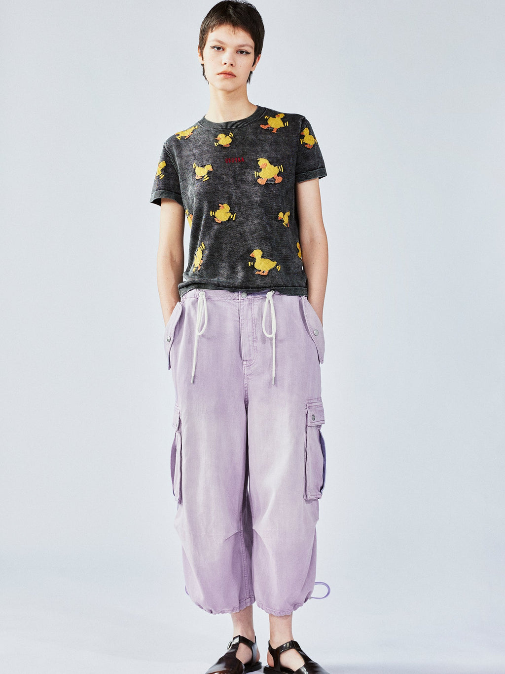 ‘Introverted personality type’ duck jacquard knit tee