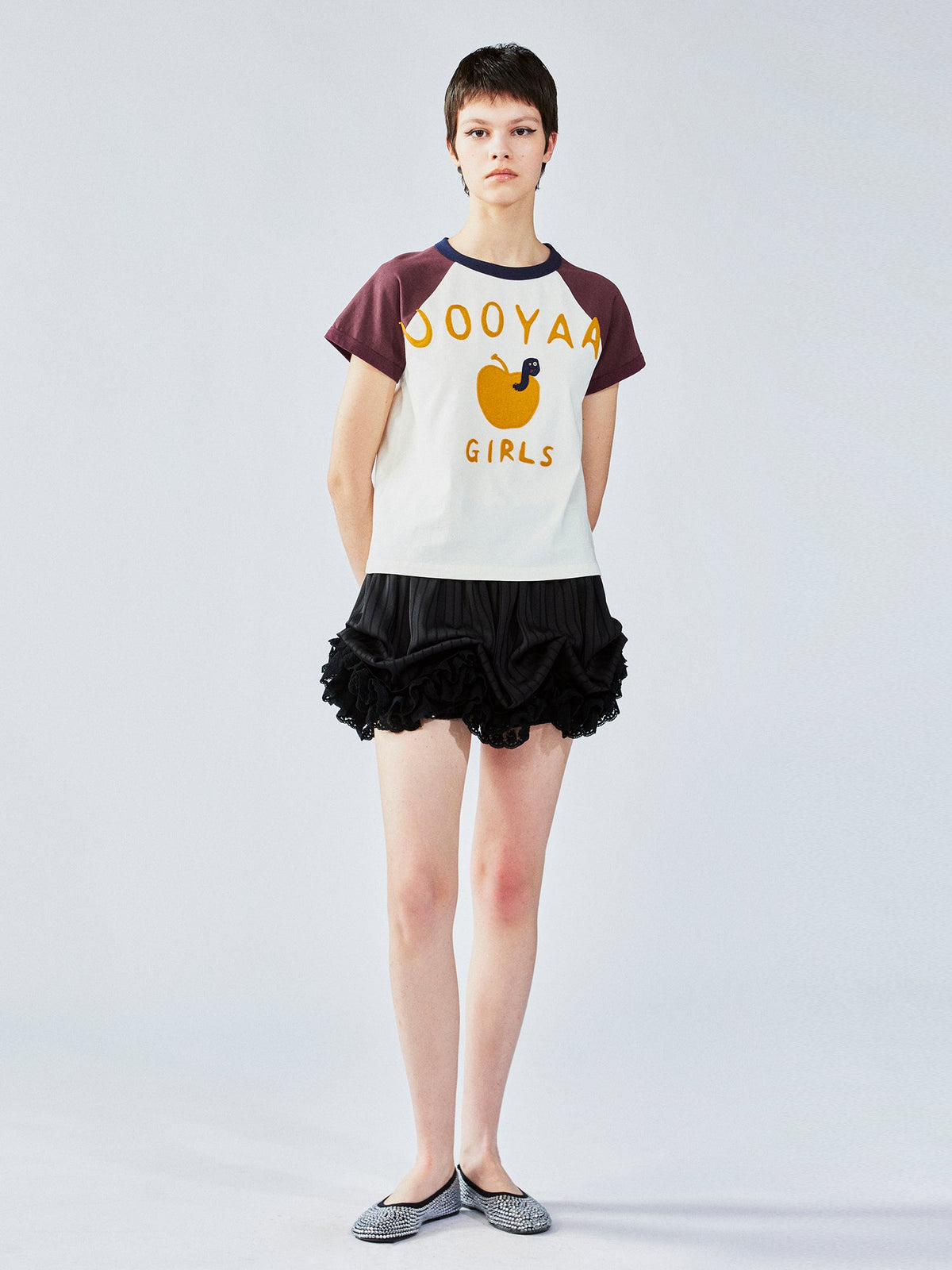 Apple worm felt appliqué raglan tee