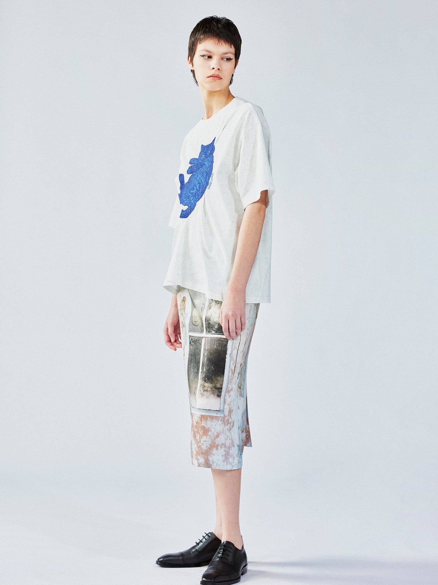 Klein blue cat T-shirt