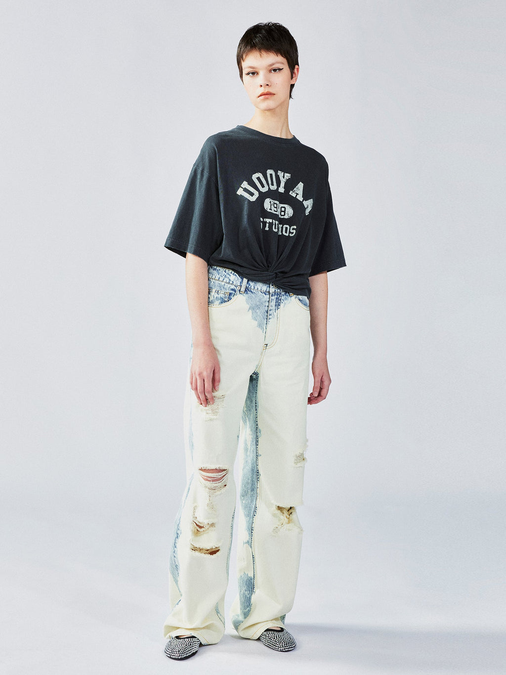 Faded wash distressed straight jeans