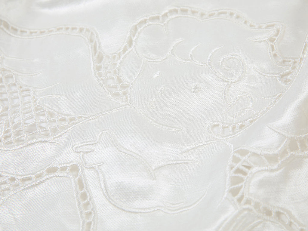 Openwork angel embroidery wrap skirt