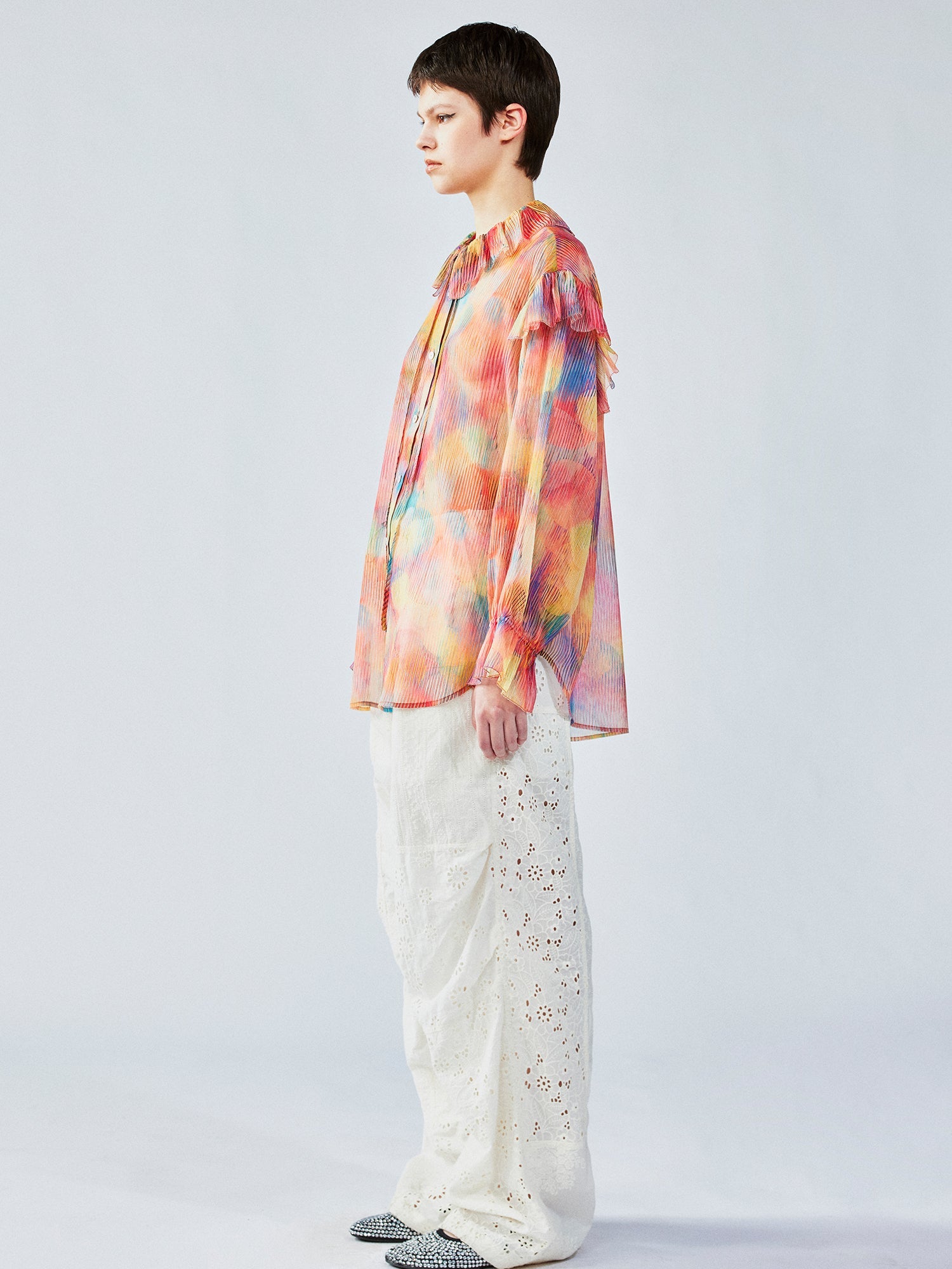 Dreamy light ruffle collar blouse