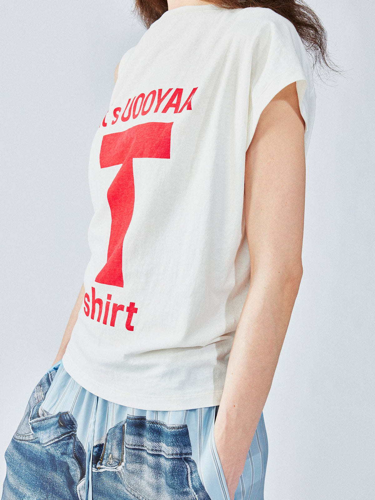 A very UOOYAA tee