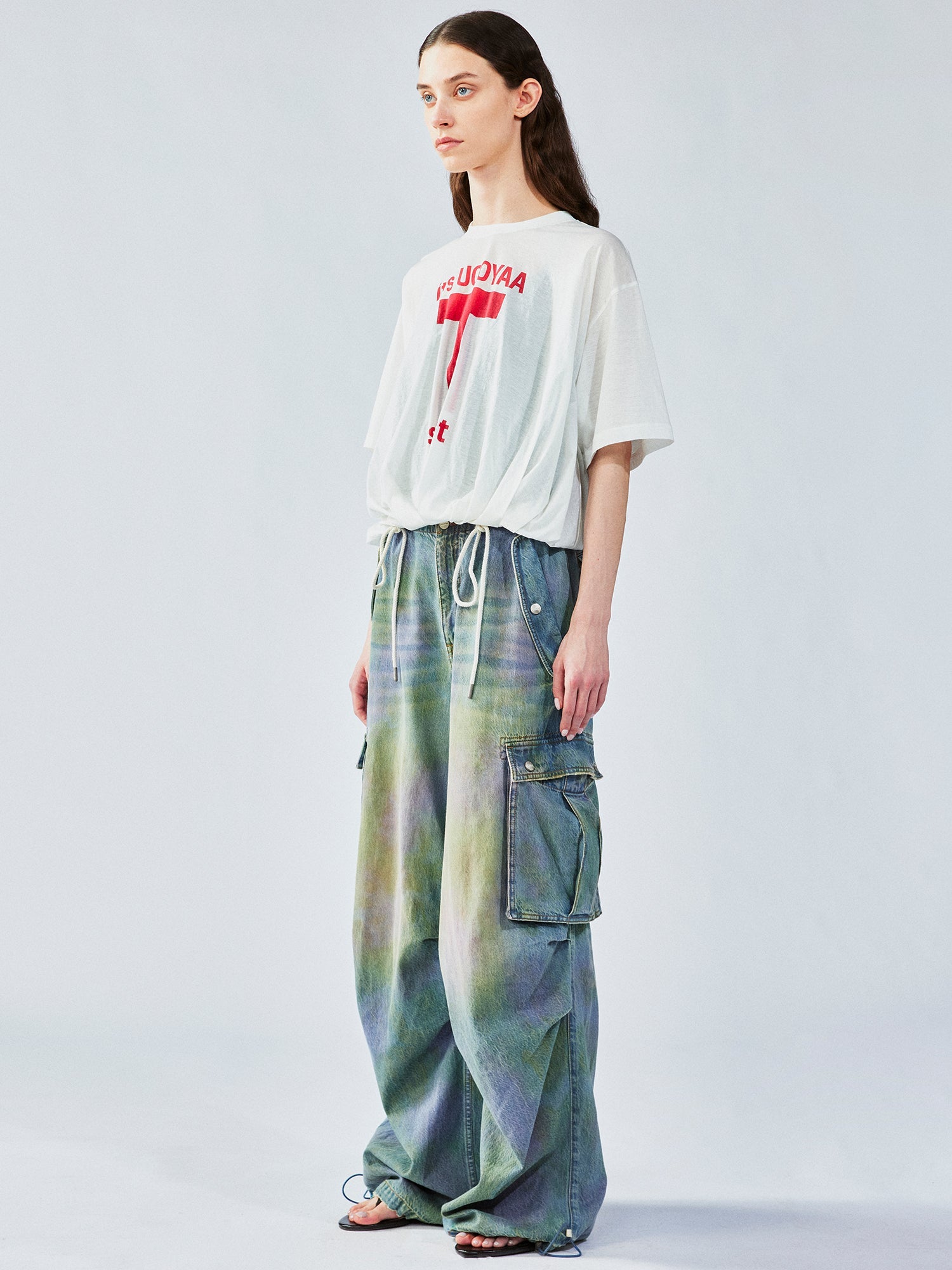 Layered sleeveless t-shirt pullover