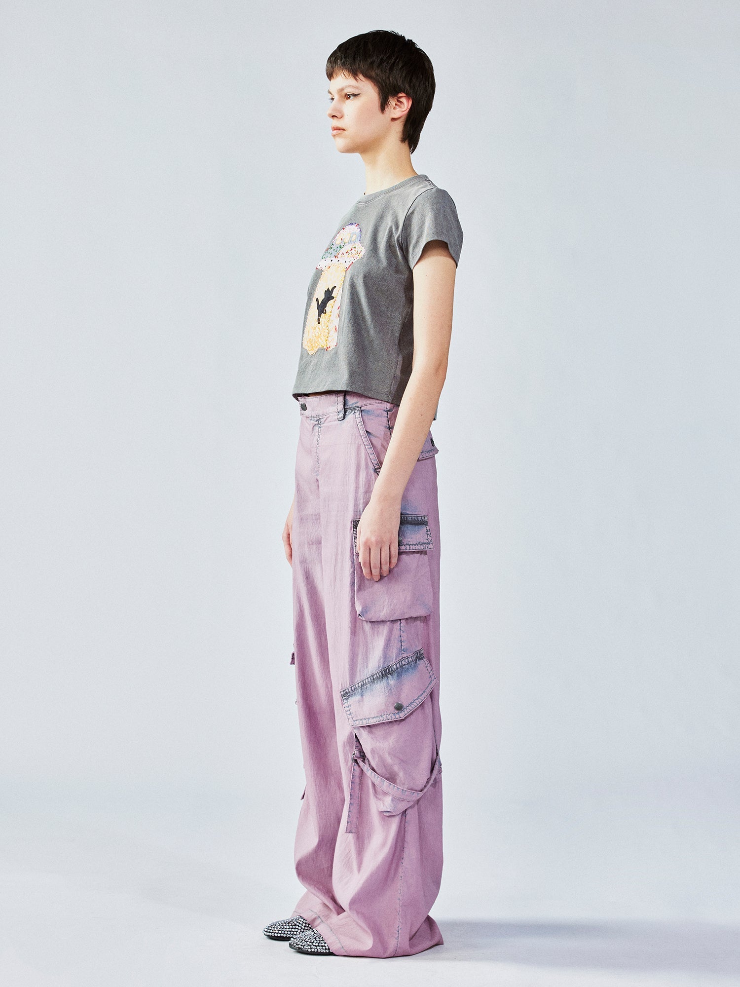 UFO cat appliqué embroidery tee