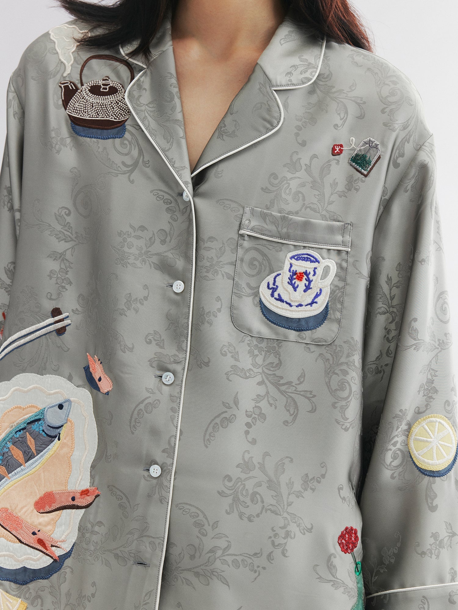 Seafood & tea graphic pajama-style shirt