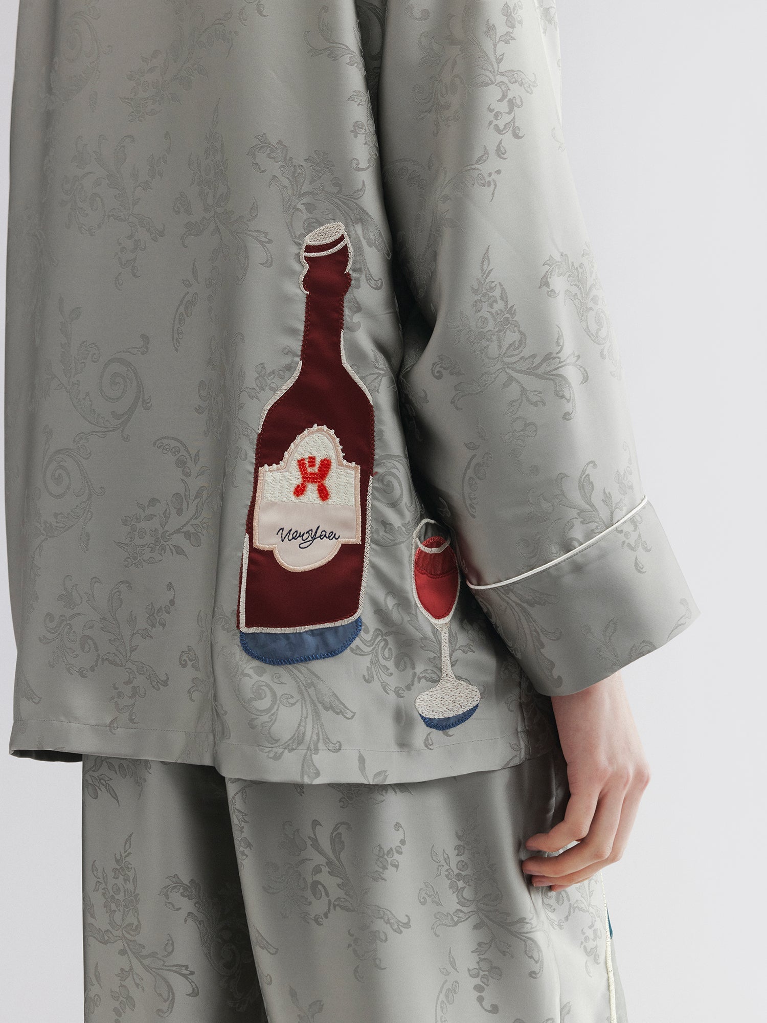 Seafood & tea graphic pajama-style shirt