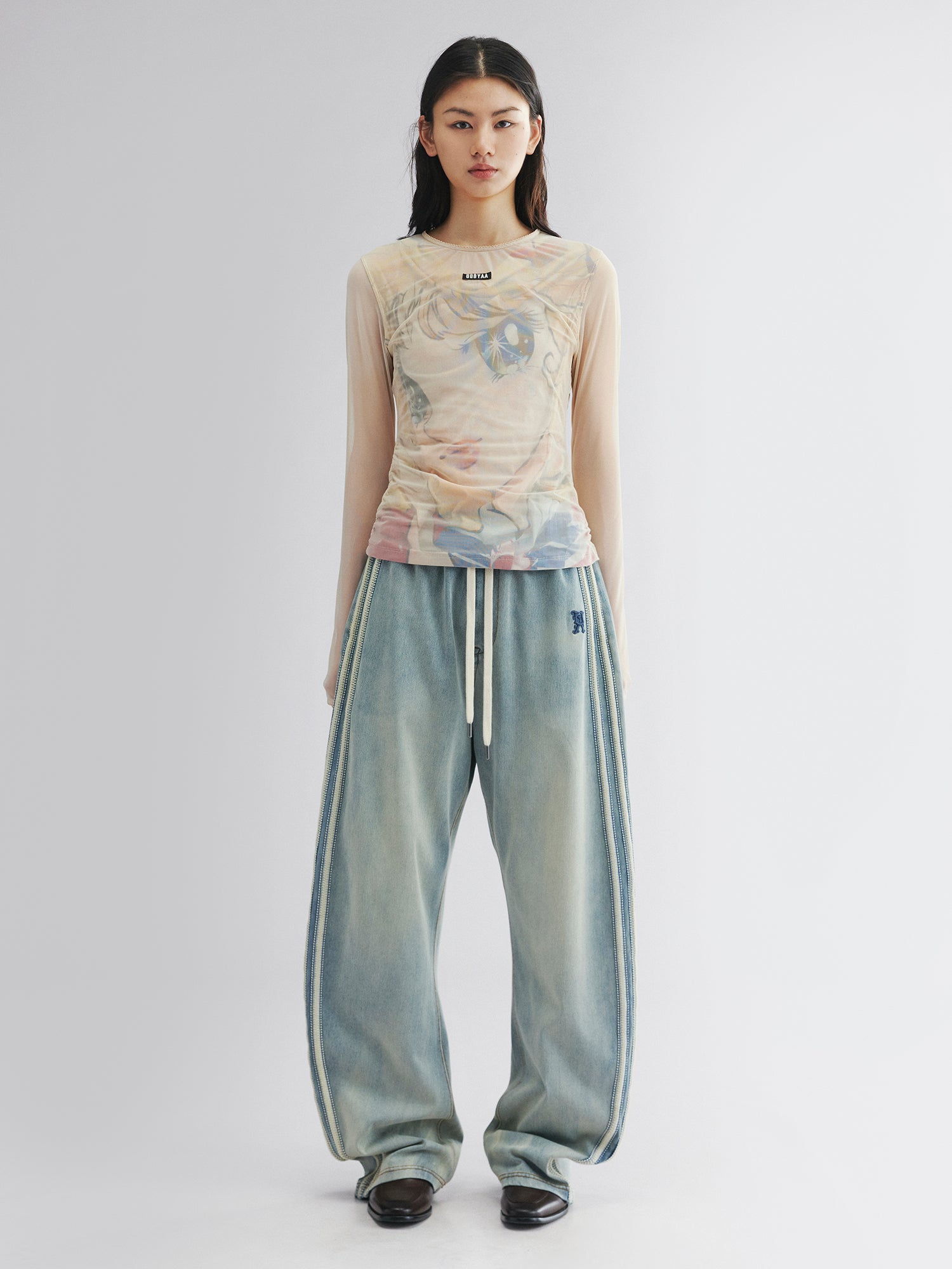 Wrinkled mesh anime layered T-shirt