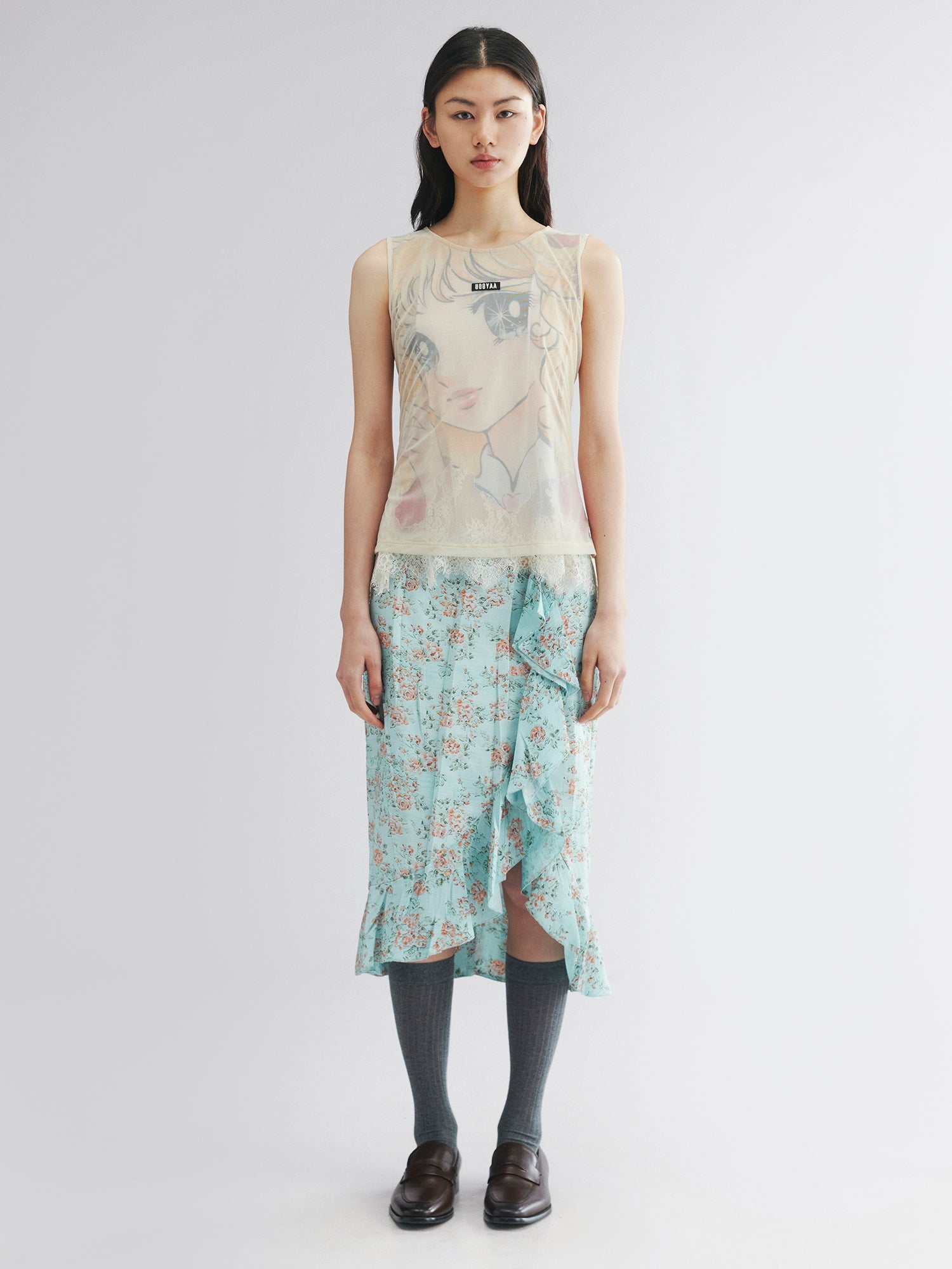 Oil-painted floral crinkle skirt