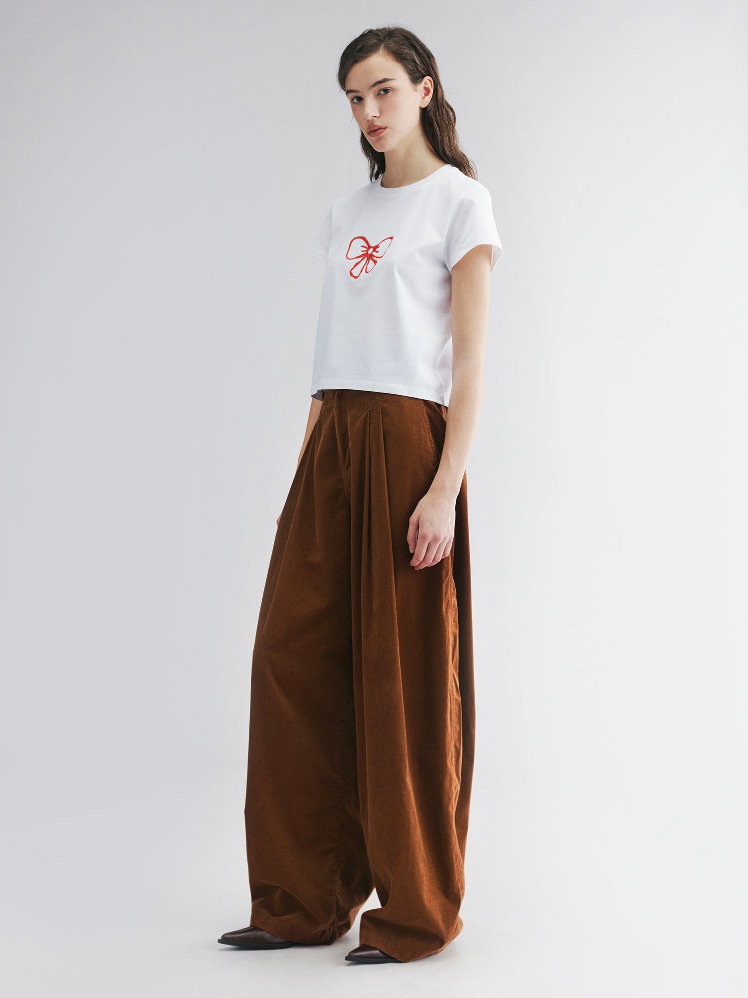 Ketchup bow doodle tee